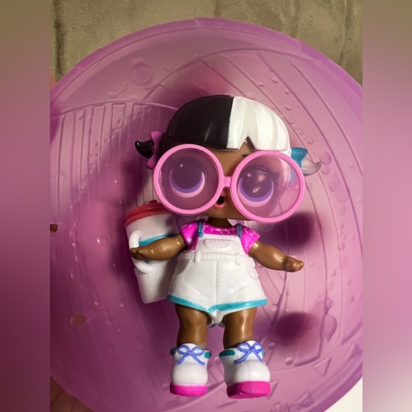 LOL Surprises!!! Dolls - Picture 3 of 3